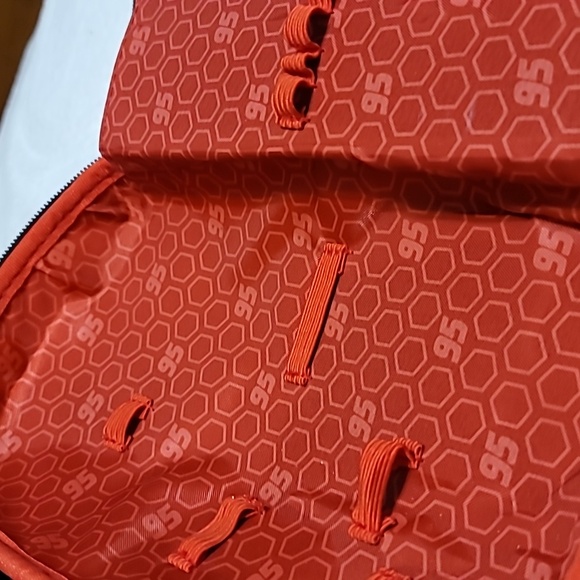 Sambro DSC8-6585 Cars 3D Pencil Case Featuring Lightning McQueen Red - Picture 9 of 12